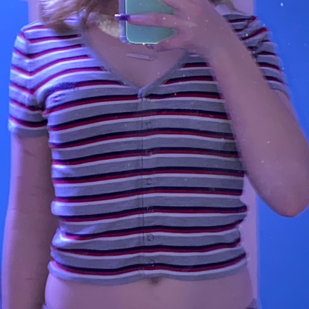 Tommy Hilfiger button down crop top